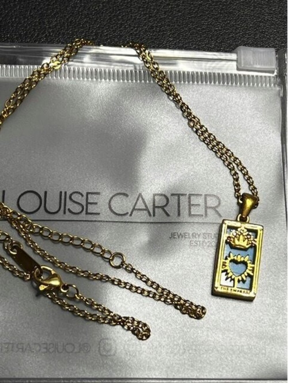 B7267 Louise Carter 18K Gold Plated Tarot Empress Pendant Necklace 20"